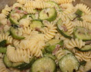 Fusilli con zucchine e prosciutto